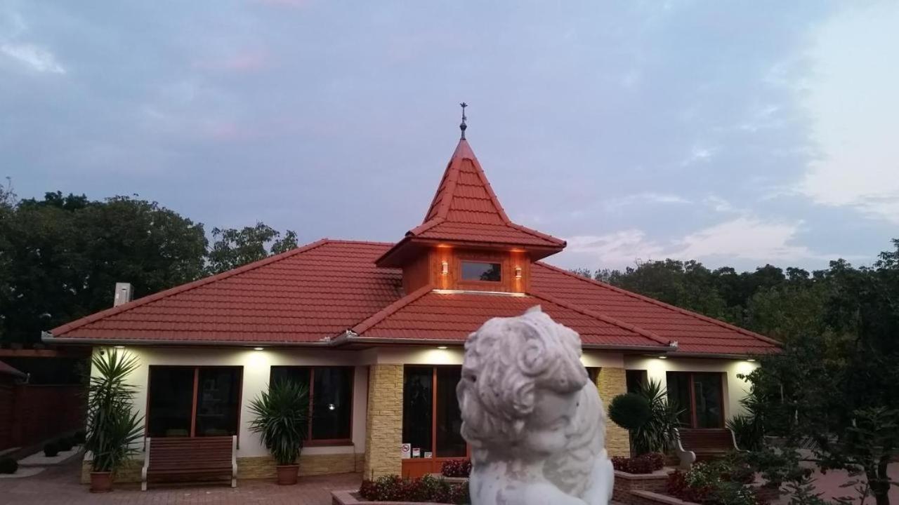 Bornemisza Kuria Wellness Resort Tiszabecs Dış mekan fotoğraf