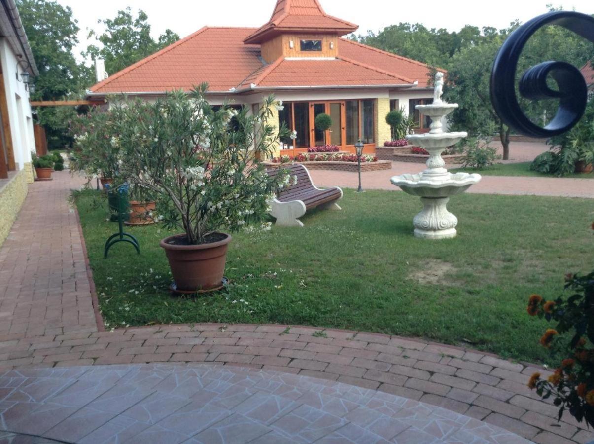 Bornemisza Kuria Wellness Resort Tiszabecs Dış mekan fotoğraf